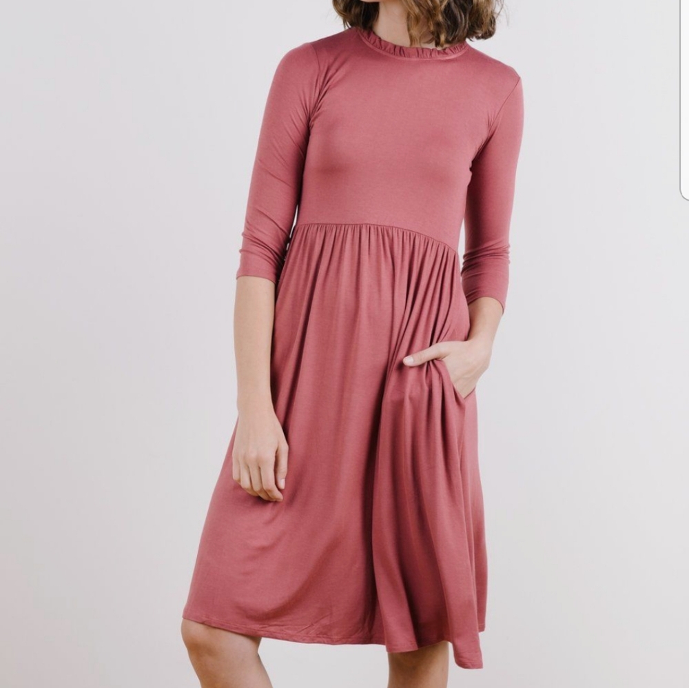 Finland dress w/ pockets!